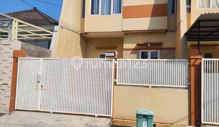 Minimalist House Klampis Anom East Surabaya