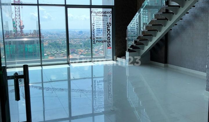 Soho Skyloft Lt 18 Ciputra World Surabaya Barat
