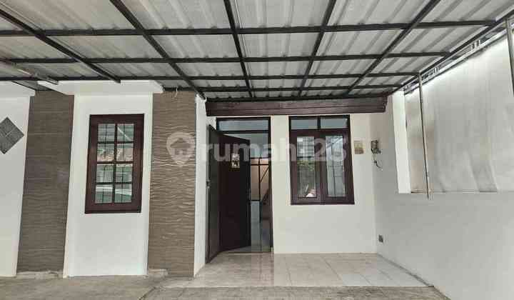 Rumah Alam Hijau Citraland Utama Surabaya Barat