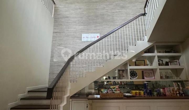 Rumah Komersial Lokasi Strategis di Tengah Kota Surabaya (Alcpb)