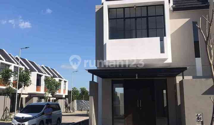 Grand Sunrise Violet Standard Gresik House