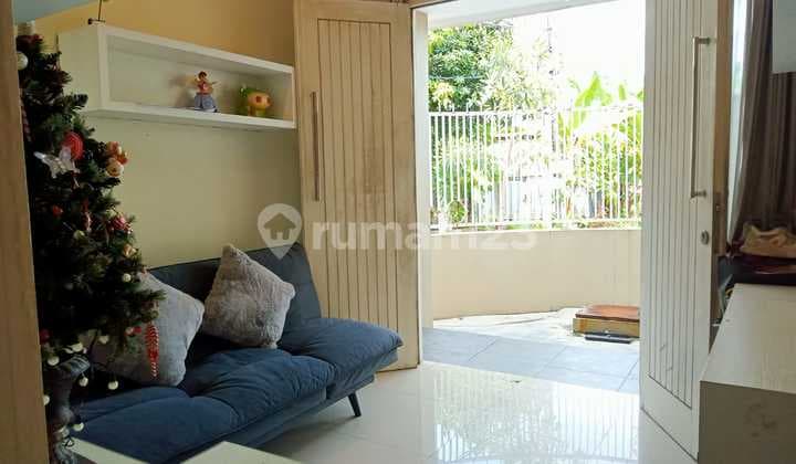 Selling at a Loss: Minimalist House in Manyar Indah Pumpungan (Dna)