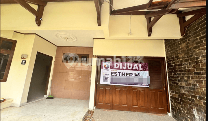 DIJUAL RUMAH ASRI, BERSIH DAN TERAWAT DI PONDOK INDAH. LOKASI STRATEGIS 5 MENIT AKSES KE MAL PONDOK INDAH.
