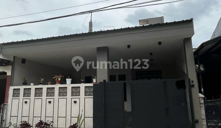 Dijual Rumah 2 Lantai di Pulo Permatasari Dekat Taman Galaxy Bekasi