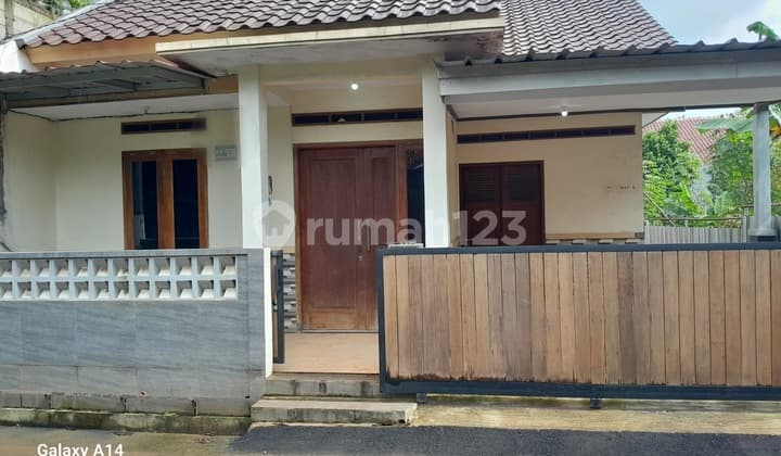 Quick Sale Fully Furnished Ready-to-Live House in Kranggan Jatisampurna