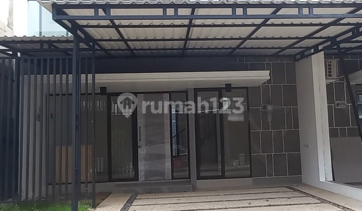 Disewakan Rumah 2 Lantai Siap Huni di Golden City Dekat Summarecon