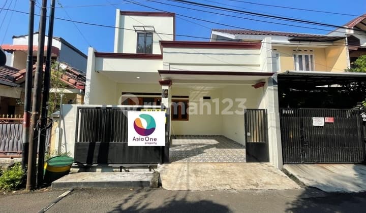 Rumah Baru 2 Lantai Siap Huni di Pondok Bambu Jakarta Timur