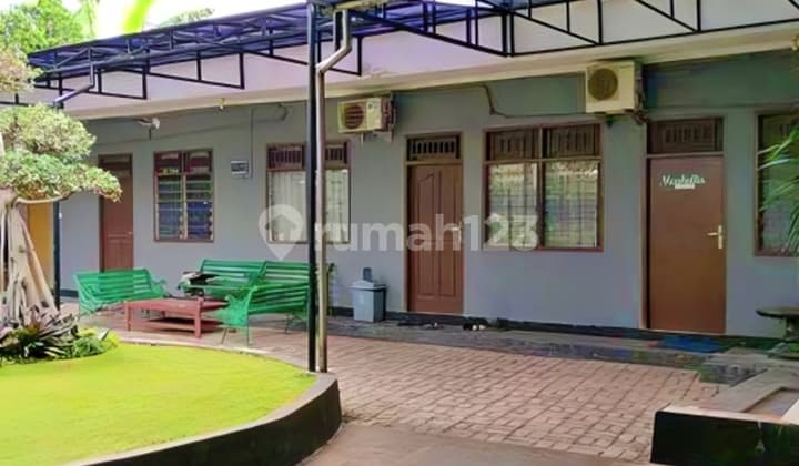 Rumah Clasik Luas Murah Asri di Kemanggisan Palmerah Jakarta Bar
