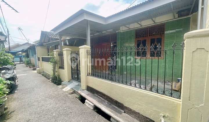 Rumah 1,5 Lantai Bagus Murah Luas di Perumnas Klender Jakarta Tim