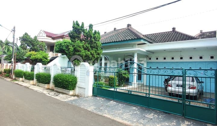 Rumah Clasik Asri Luas Murah di Curug Pondok Kelapa Jakarta Timur