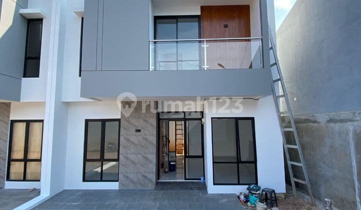 Rumah 2Lantai Baru Murah Siaphuni di Jatimakmur Pondokgede, Dekat Akses Tol