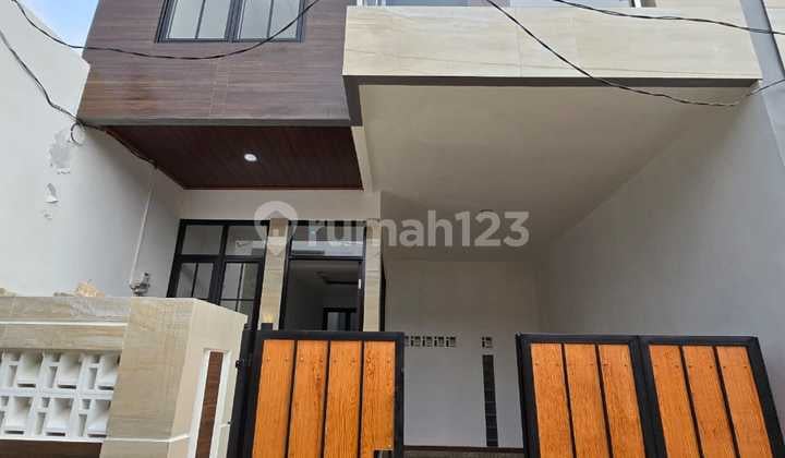 Rumah 2Lantai Baru Murah Siaphuni di Srengseng Sawah Jagakarsa Jakarta Sel