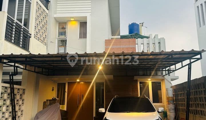 Rumah Villa 2Lantai Cantik Asri Murah Komplek Mega Cinere Depok