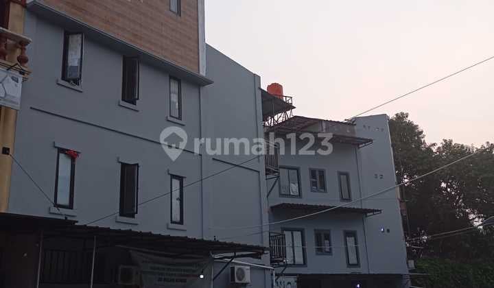 Kost 21 Kamar Murah Omset 18 Juta Juta di Serpong Utara Tangerang Sel