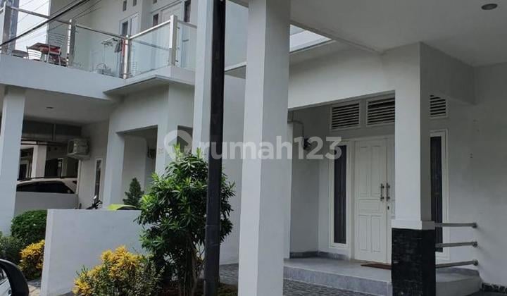 Beautiful House for Sale, Just a Step Away to the University of Indonesia Campus