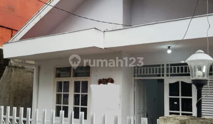 For Rent: House in Complex Near Plaza Bintaro