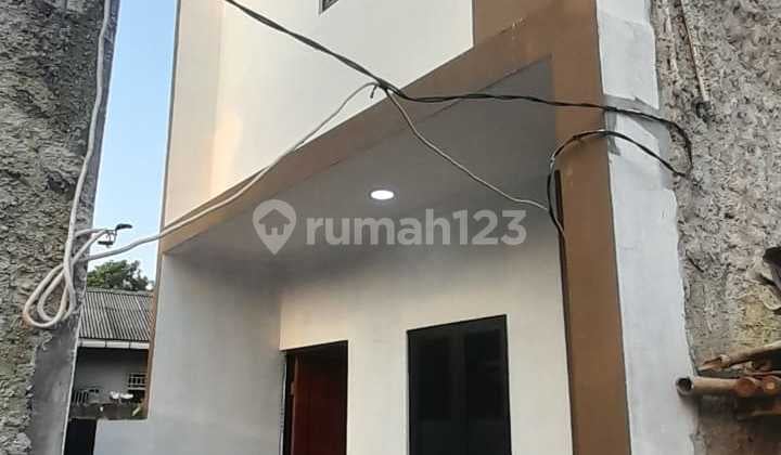 Dijual Murah Rumah .Baru.2 Lantai. Di.cilangkap.jakarta Timur