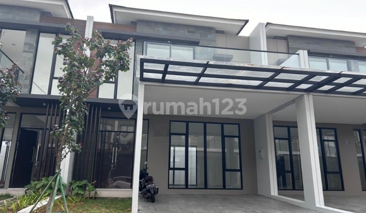 GUARANTEED VERY CHEAP, SIZE 160m2 FOR SALE HOUSE PERMATA HIJAU PIK 2