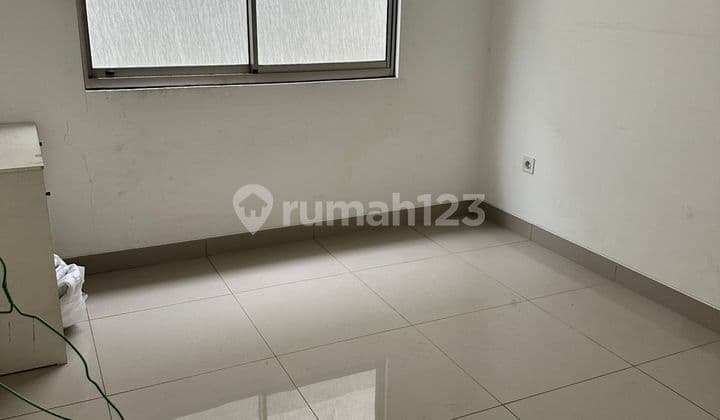 Limited Units. Cheapest House in PIK 2, Size 6x15. Ready to Occupy.