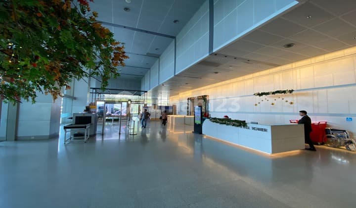 For Rent Size 884m2 Office Space Gold Coast Half Floor, Sea View.