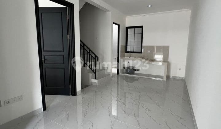 Termurah Rumah Uk 6X12.5 2 Lantai 3Kt Brandnew Pik2