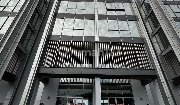 Gedung Office. 5 Lantai+ Basement, Ada Lift, Dual View Uk 8X21