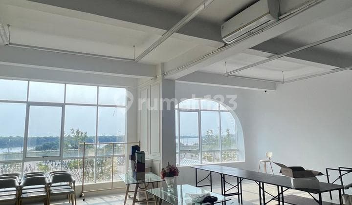 SEWA RUKO 4 LANTAI MURAH DI GOLF ISLAND GANDENG 2, ADA LIFT