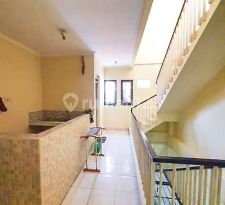 FOR SALE 3-STORY SHOPHOUSE IN RUNGKUT ASRI UTARA