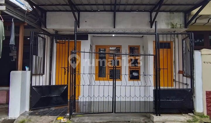Disewakan Rumah Sederhana 2 Lantai Kosongan