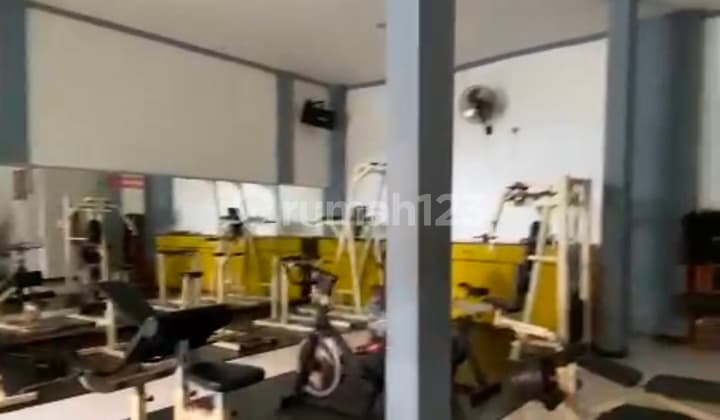 Dijual 3 Ruko Beserta Alat Fitnessnya Lokasi di Menganti Gresik.