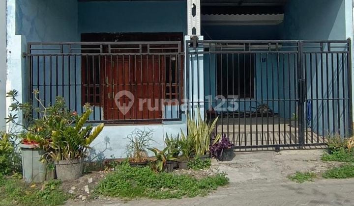 Disewakan Rumah Sederhana 1 Lantai Lokasi Di Medokan Sawah Timur