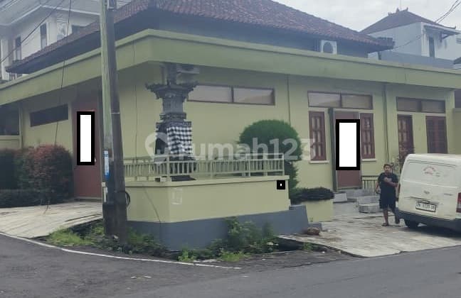 Building Suitable for Business in Kerobokan Area, Near Gatot Subroto, Muding, Gunung Sanghyang, Canggu