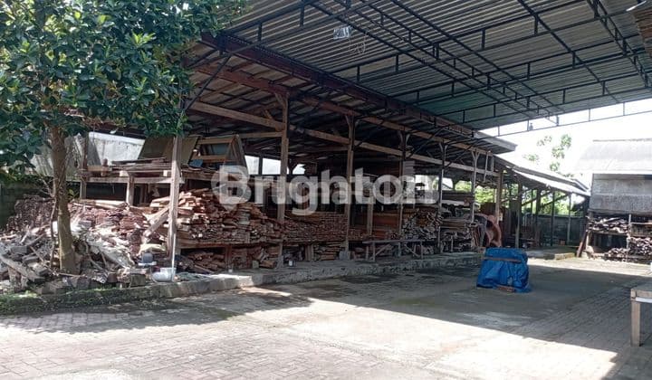 Gudang dipinggir jalan Raya akses Container bisa masuk diarea kerobokan