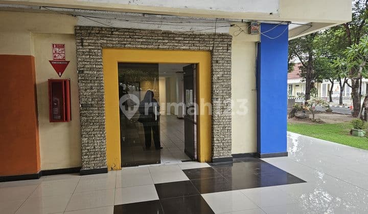 Sewa Ruang Usaha di Jl. A. Yani Surabaya