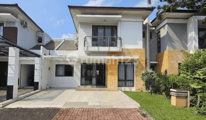 Rumah di BSD City Bangunan 2 Lantai Semi Furnish Siap Huni