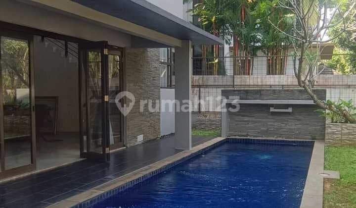 Rumah Cantik Mewah Ada Kolam Renang Di Green Cove Bsd