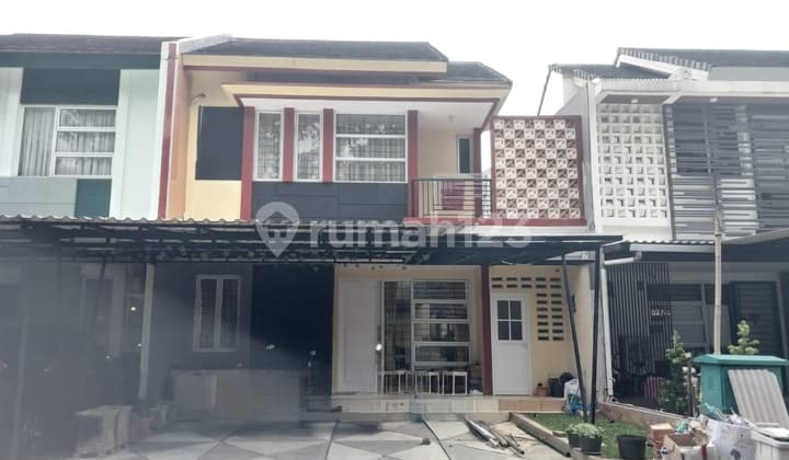 RUMAH CANTIK NYAMAN LOKASI STRATEGIS DI THE CASTILLA BSD CITY