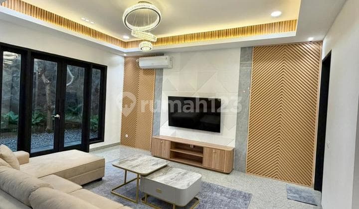 Rumah Impian Cakep Banget di Bsd Lingkungan Nyaman Siap Huni