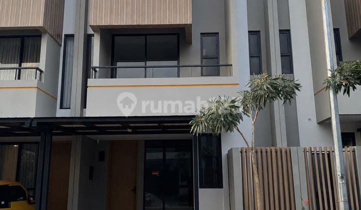 House in BSD, 2-Storey Building, Beautiful, Ready to Move In, Great Location
