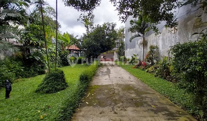 Kemang House, Land Calculation Brings Luck, Wide Road.