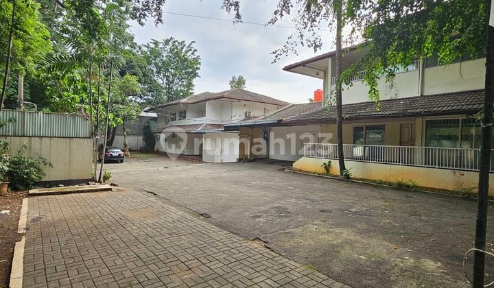 Tanah Luas di Area Elite Kemang Jakarta Selatan SHM