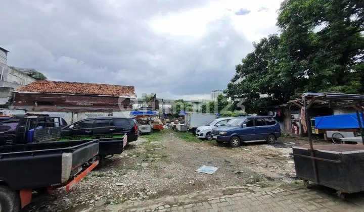 Tanah Strategis di Jalan Utama Kebayoran Lama Cocok Untuk Usaha
