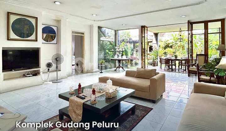 Dijual Rumah Tebet - Komplek Gudang Peluru 2 Lantai SHM