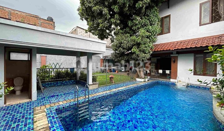 Rumah Mewah Siap Huni SHM 504M2 Cawang Jakarta