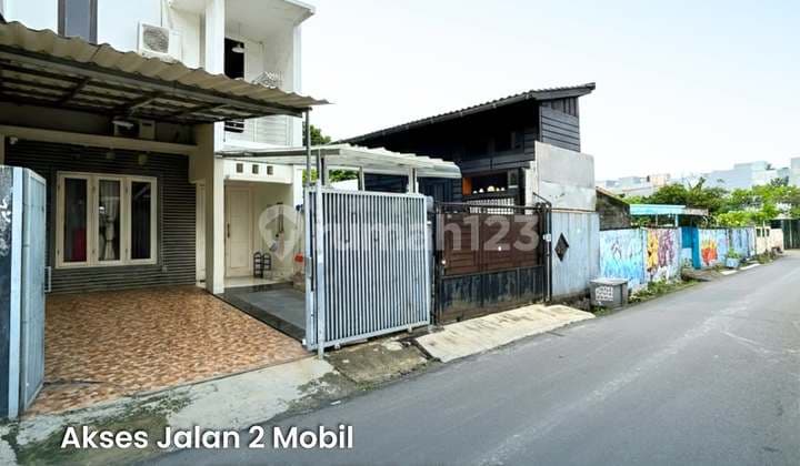 Rumah, 2 Lantai, SHM, di Pejaten Timur,