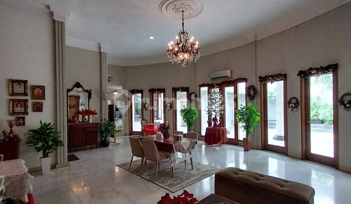 Nice SHM House in Kemang