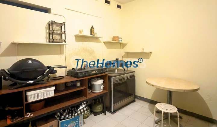 House, 1 Floor, Freehold Title (SHM), in Kebayoran Baru