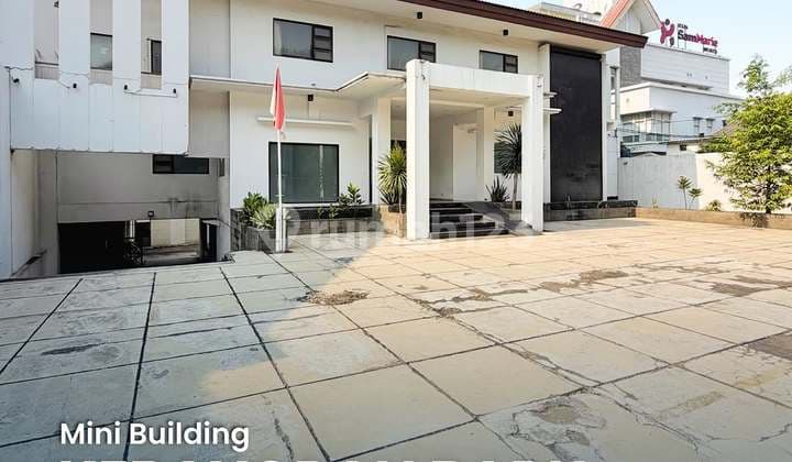Office space in Kebayoran Baru 1237.0 m² Unfurnished Freehold Title