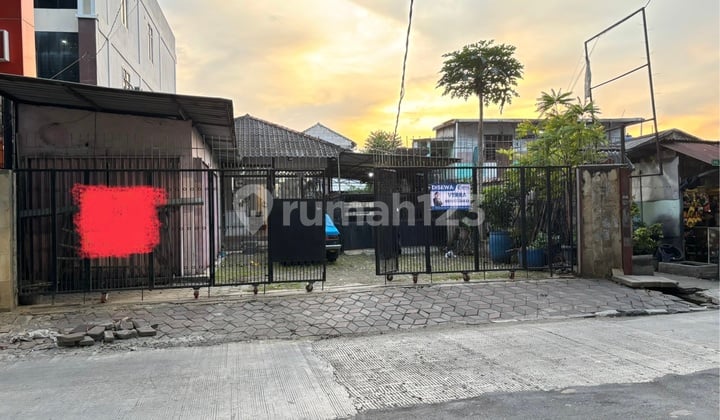 Rumah Kontrakan Bagus Unfurnished SHM Tangerang Kota, Tangerang