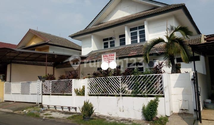 Rumah Classic Strategis di Pamulang